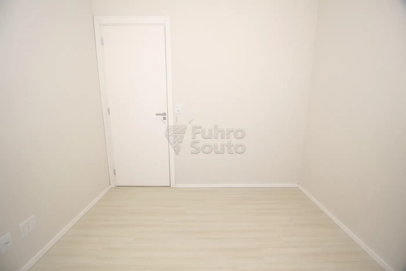 ozwbie-pelotas-apartamento-padrao-centro-03-04-2025_00-03-10-15.webp