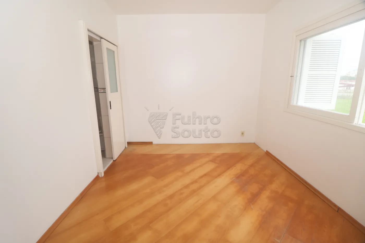 p371j7-pelotas-apartamento-padrao-centro-18-03-2026_21-16-36-69bb4064707a0.webp