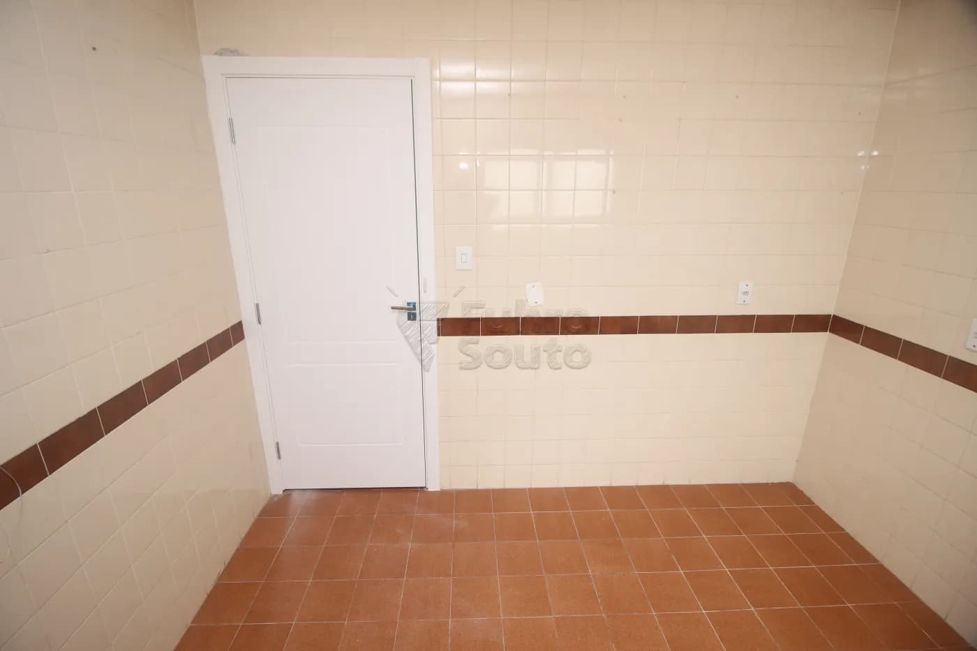 p4n6hm-pelotas-apartamento-padrao-centro-04-10-2025_02-27-43-32.webp