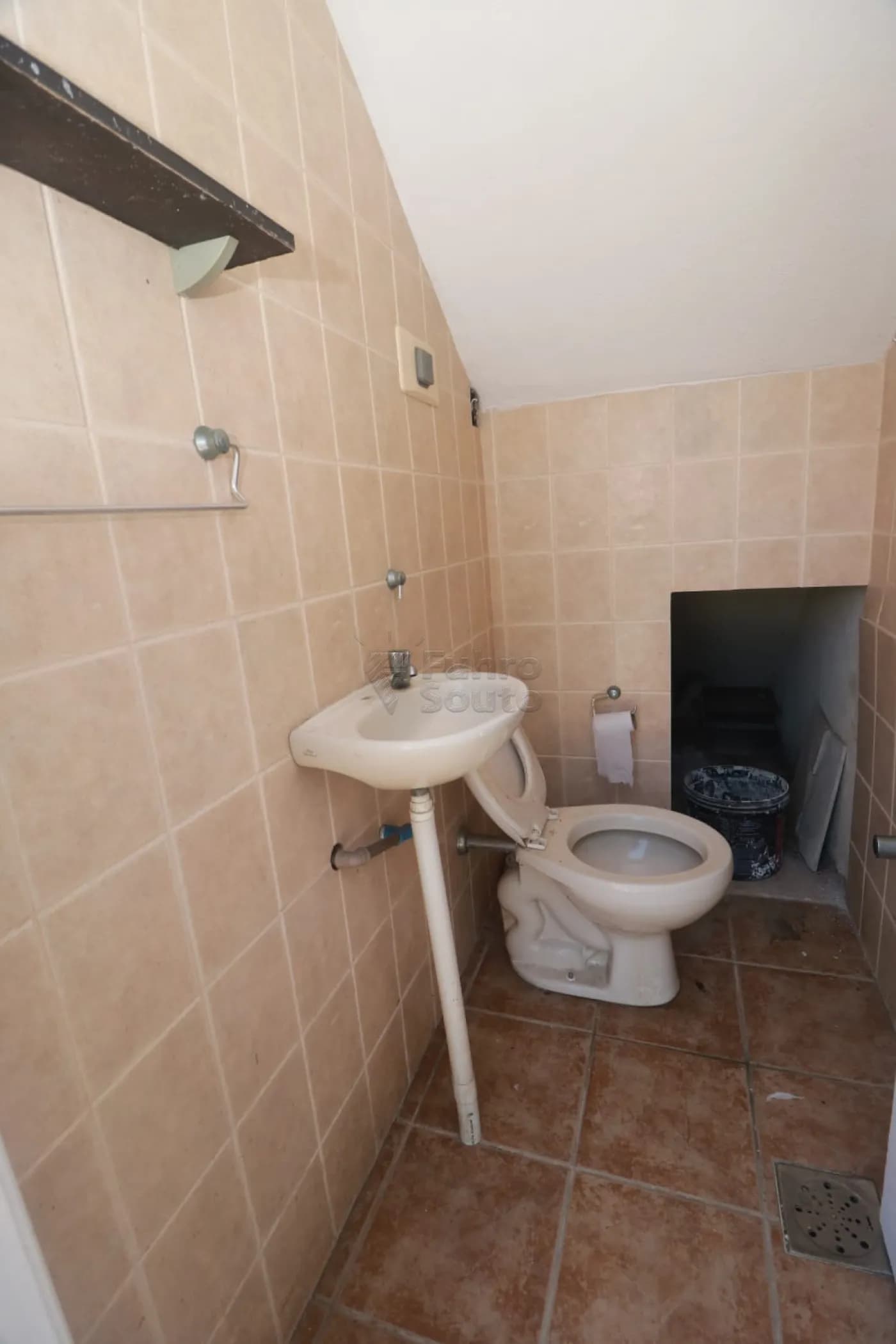 p8u60n-pelotas-casa-padrao-laranjal-04-12-2025_17-09-41-4.webp