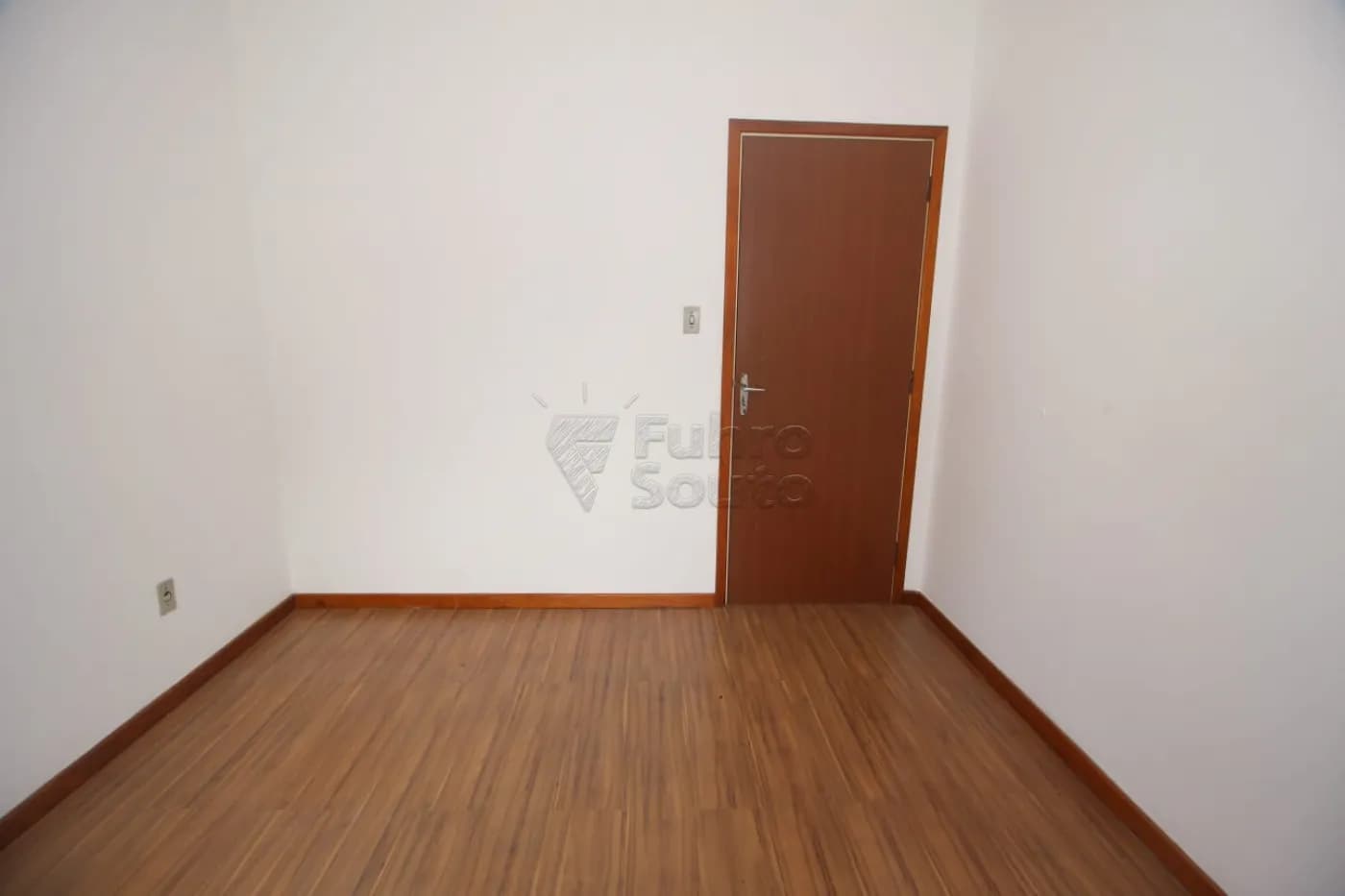 pelotas-apartamento-padrao-centro-13-12-2024_11-57-51-7.webp