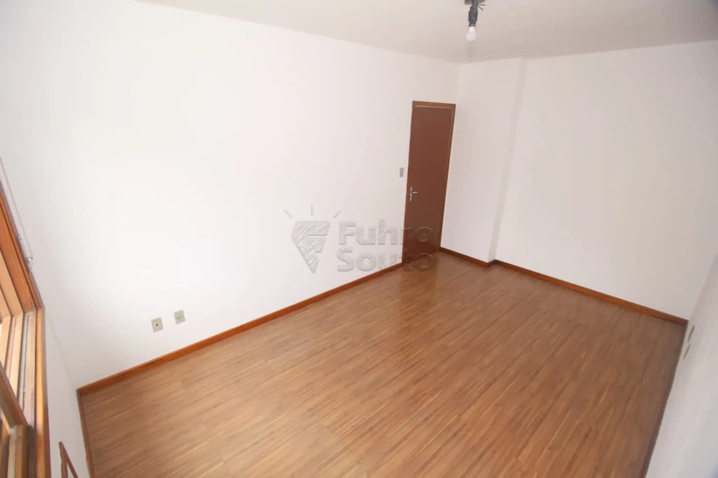 pelotas-apartamento-padrao-centro-13-12-2024_11-57-53-12.webp