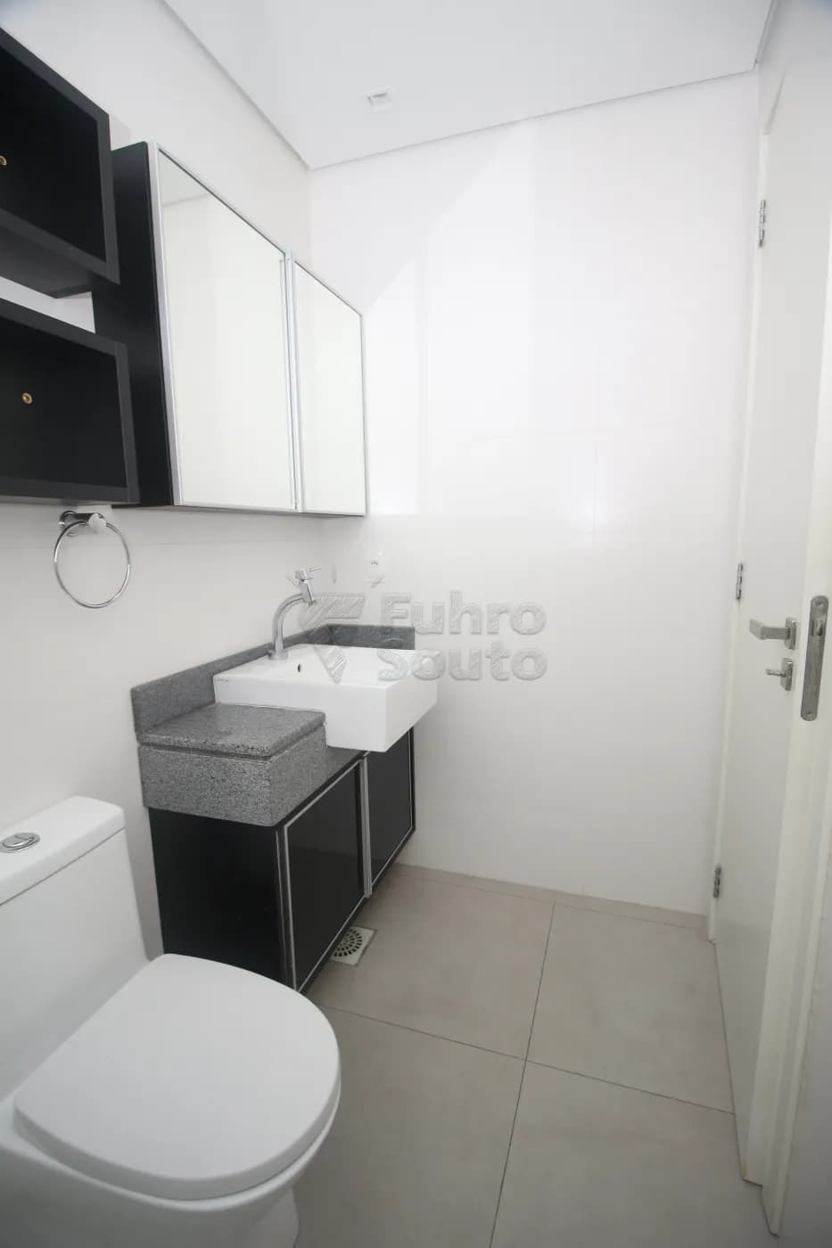 pelotas-apartamento-padrao-centro-19-03-2025_00-15-19-16.webp