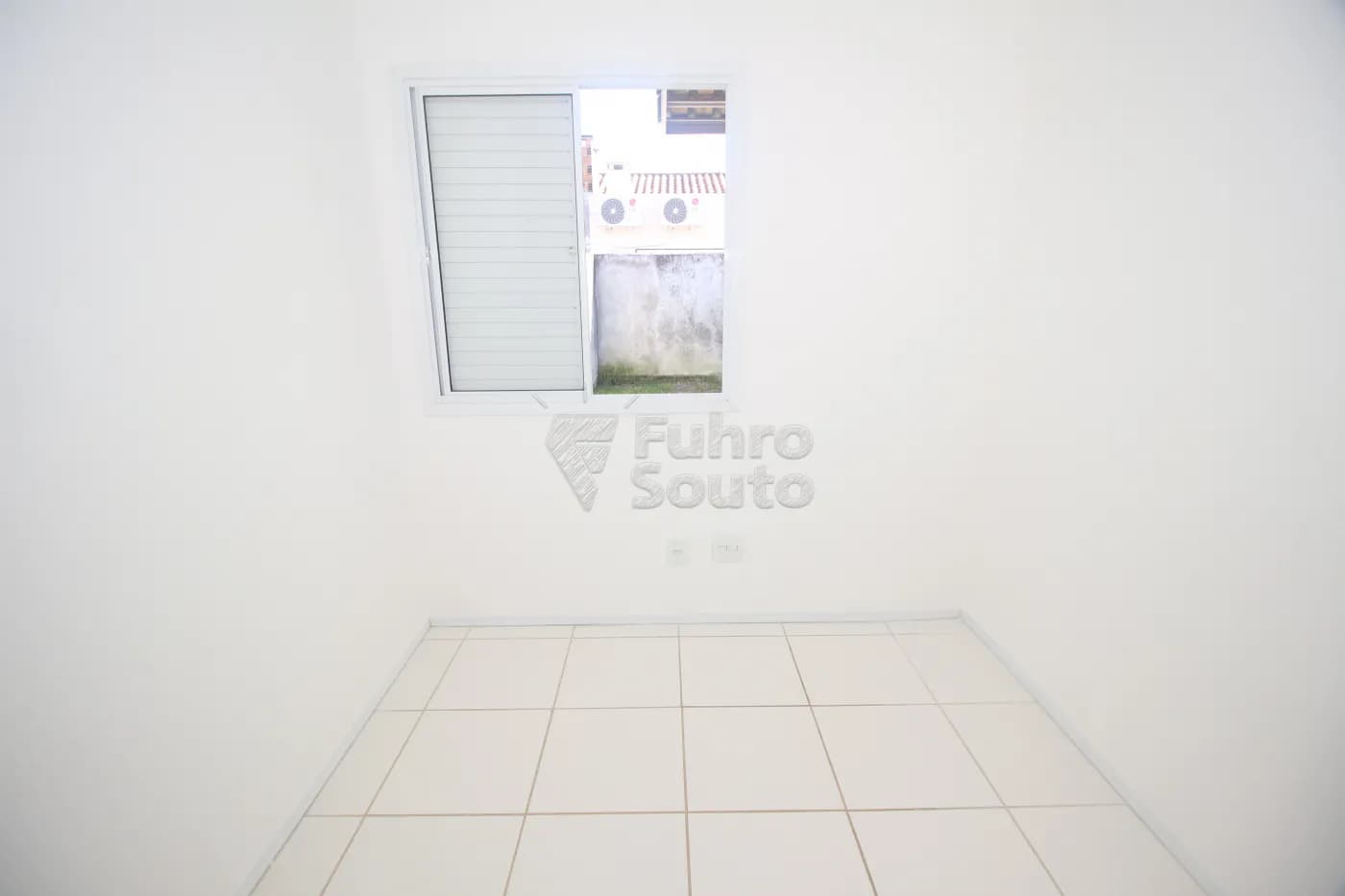 pelotas-casa-condominio-areal-02-07-2025_22-03-57-13.webp