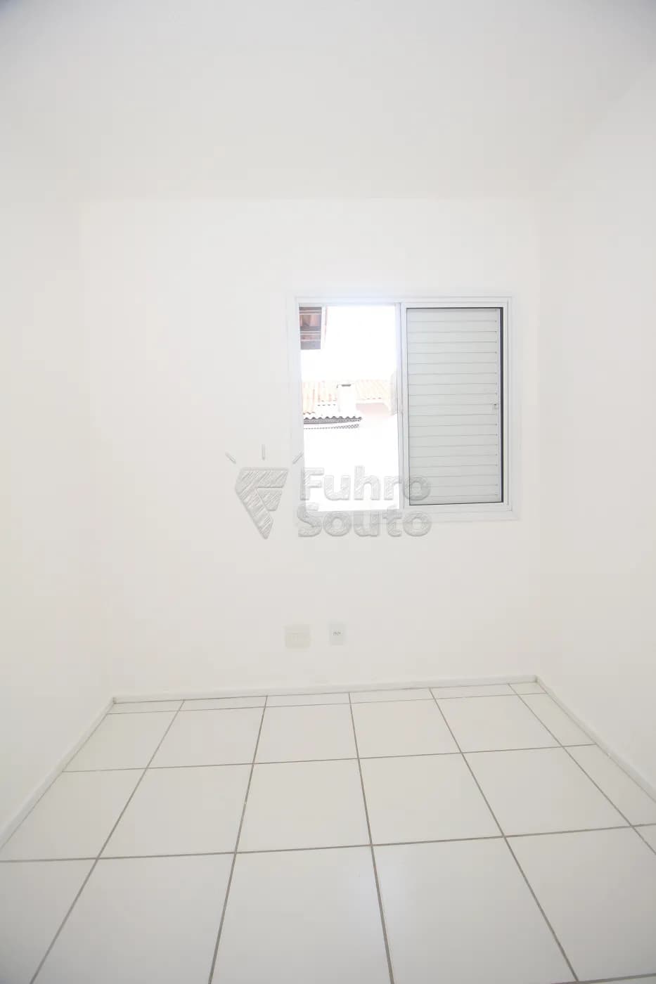 pelotas-casa-condominio-areal-17-05-2025_02-14-35-13.webp