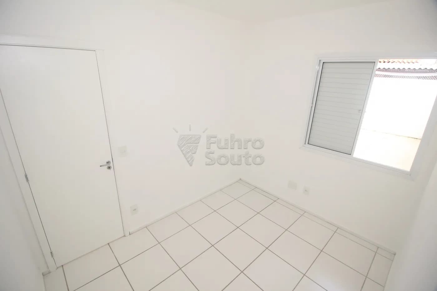 pelotas-casa-condominio-areal-17-05-2025_02-14-37-15.webp