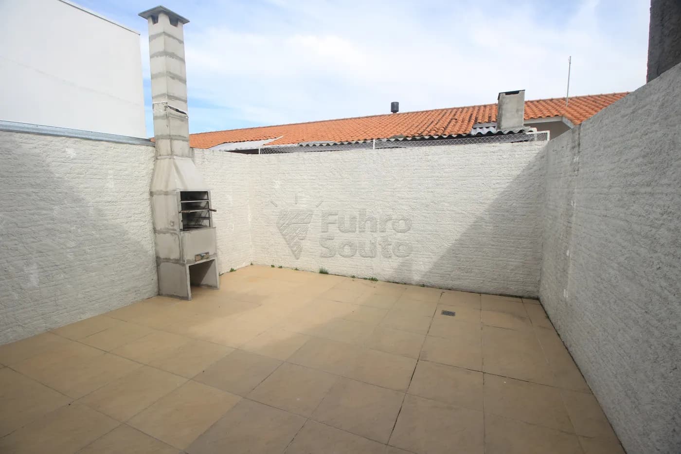 pelotas-casa-condominio-areal-17-05-2025_02-14-41-18.webp