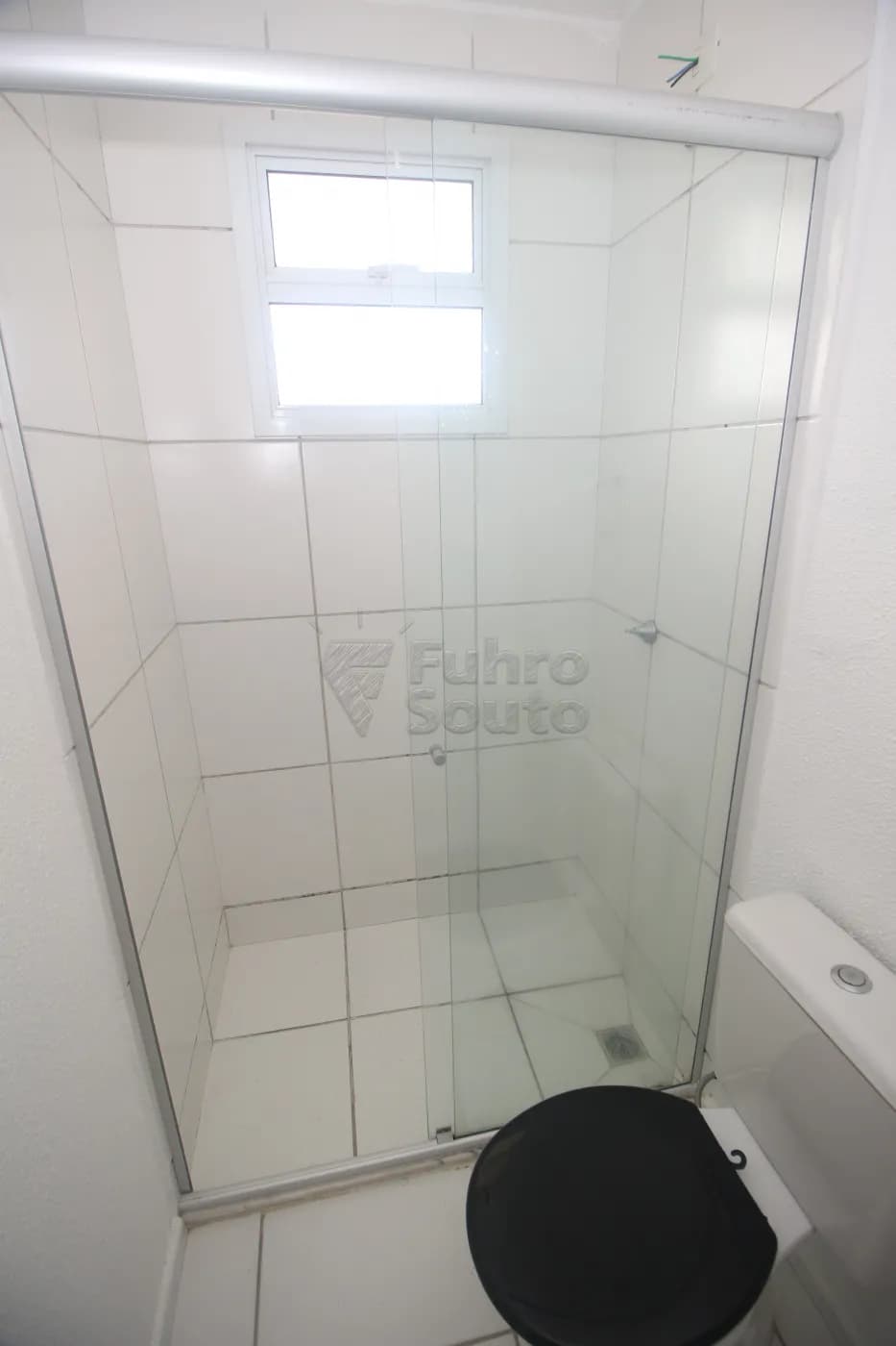 pelotas-casa-condominio-areal-17-05-2025_02-14-45-22.webp