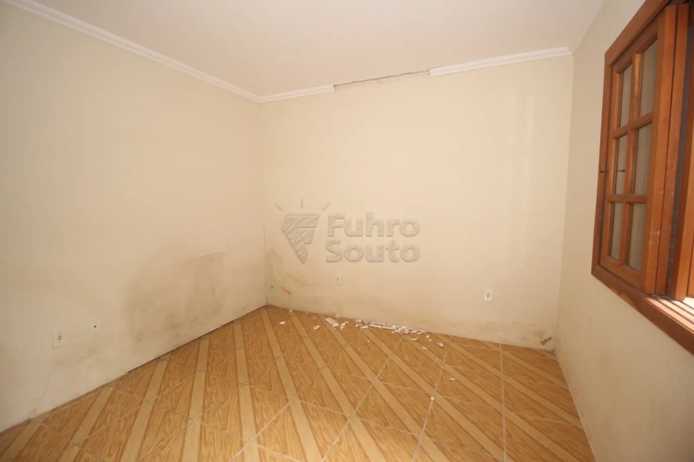 pelotas-casa-padrao-tres-vendas-12-07-2025_16-29-36-12.webp