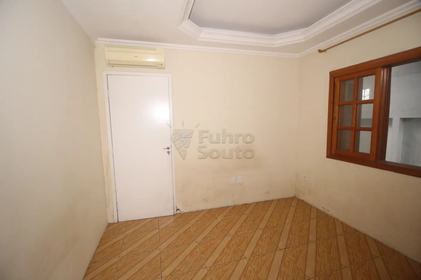 pelotas-casa-padrao-tres-vendas-12-07-2025_16-29-40-16.webp