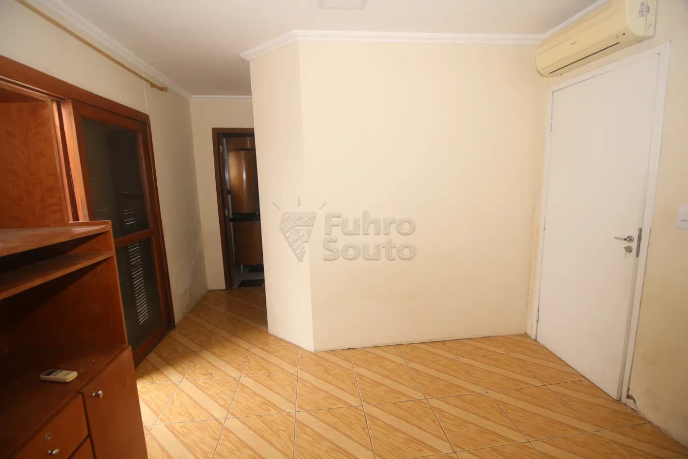 pelotas-casa-padrao-tres-vendas-12-07-2025_16-29-41-17.webp