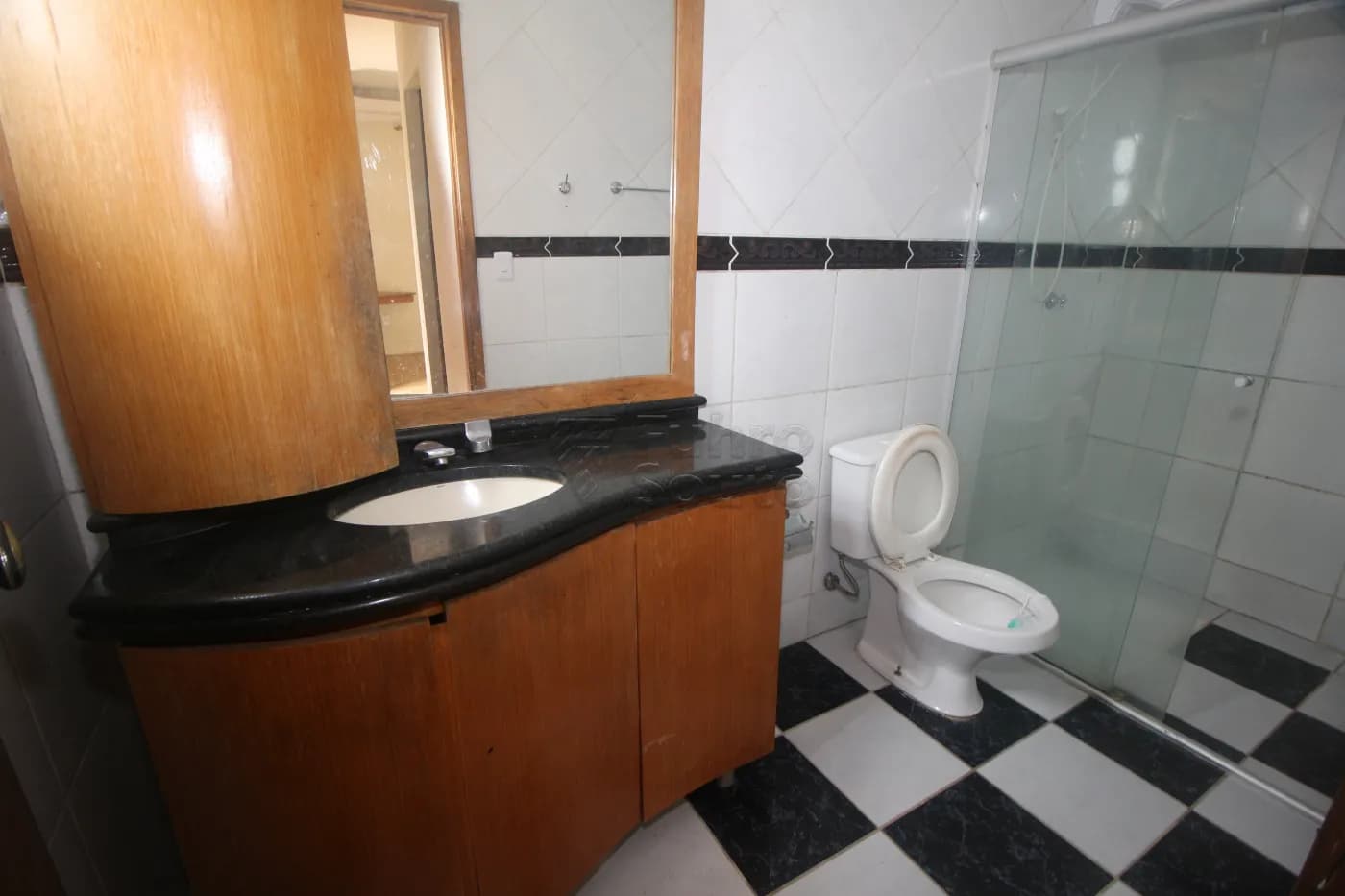 pelotas-casa-padrao-tres-vendas-12-07-2025_16-29-44-19.webp