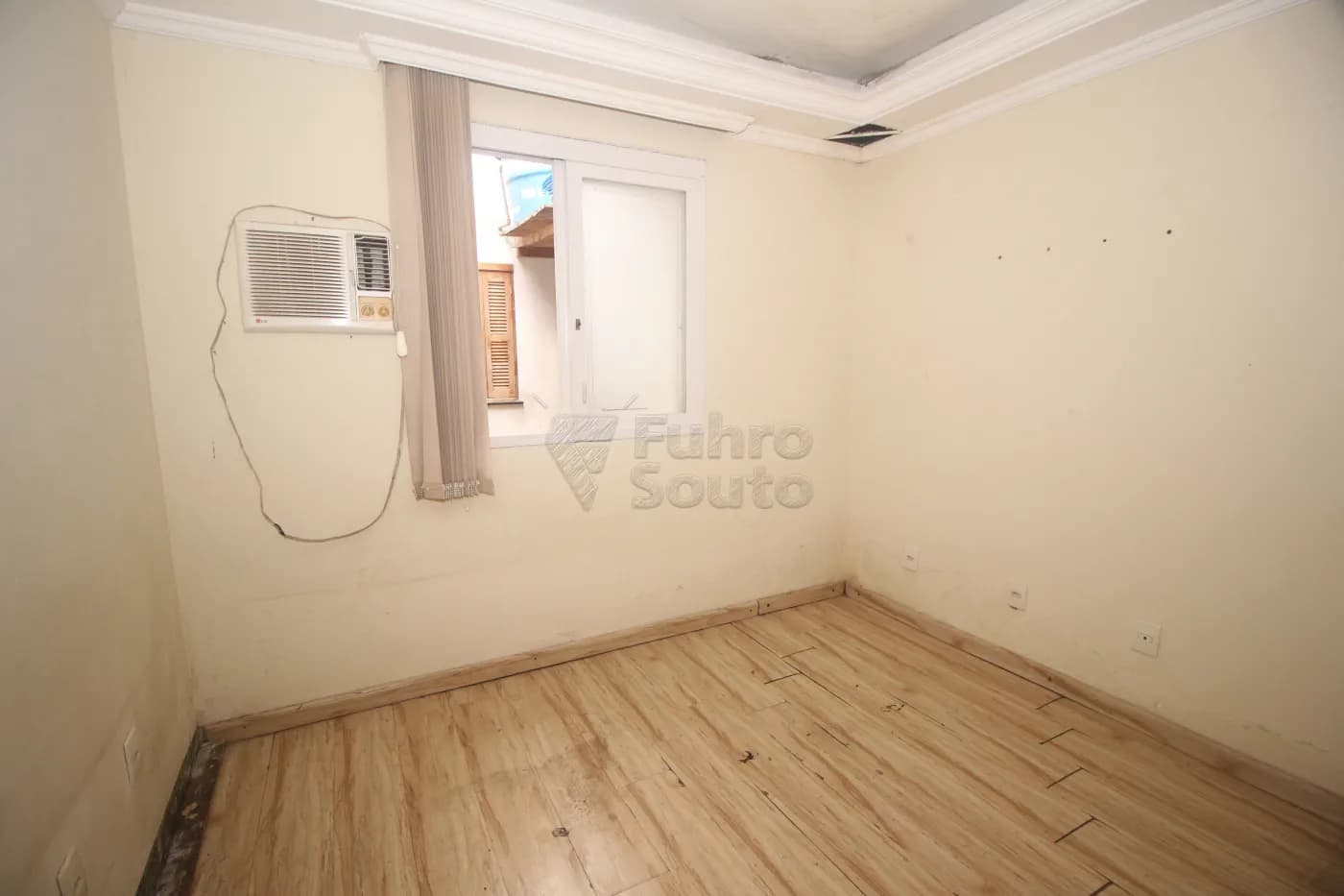 pelotas-casa-padrao-tres-vendas-12-07-2025_16-29-47-22.webp