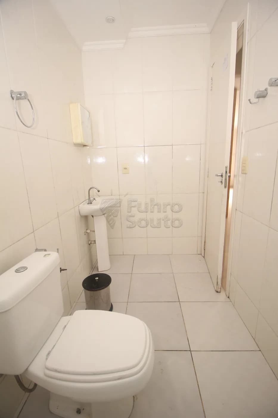pelotas-casa-padrao-tres-vendas-12-07-2025_16-30-07-40.webp