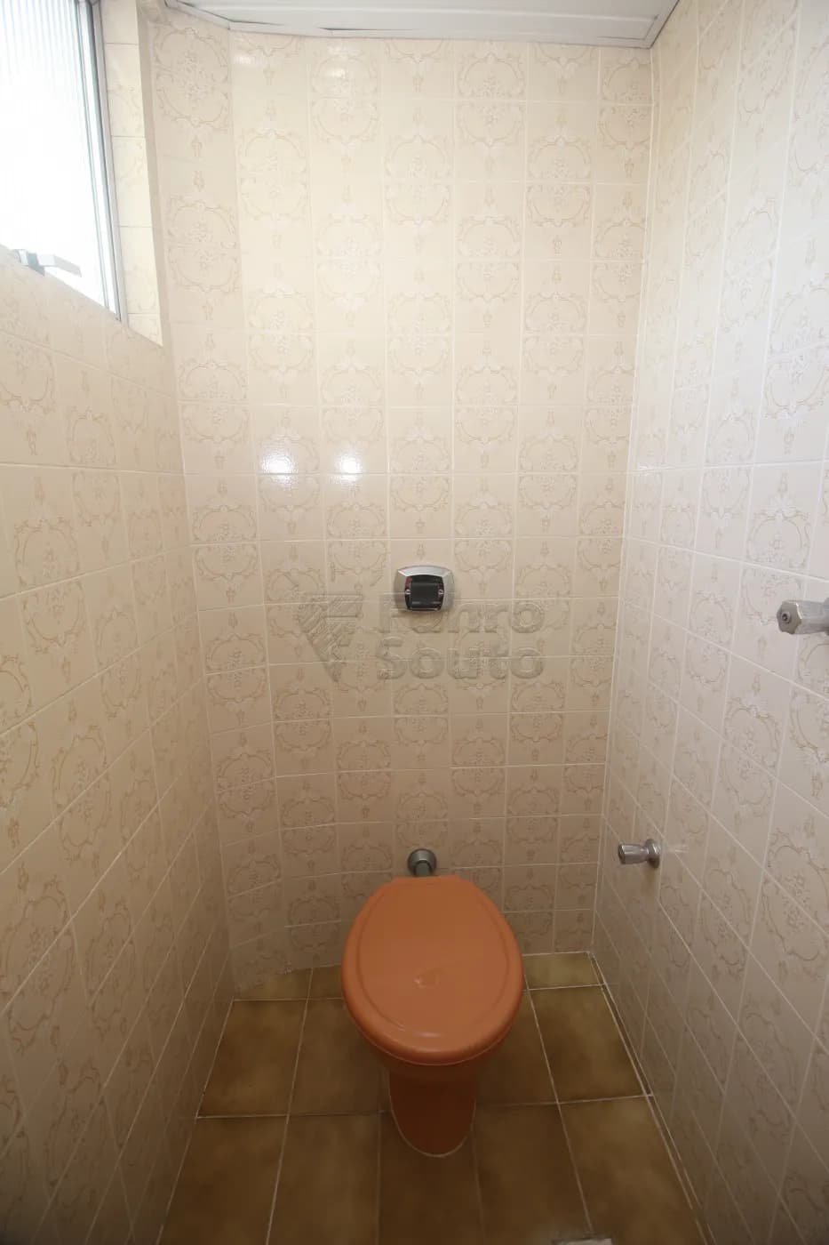 ph9yib-pelotas-comercial-sala-em-condominio-centro-22-10-2024_23-29-24-7.webp