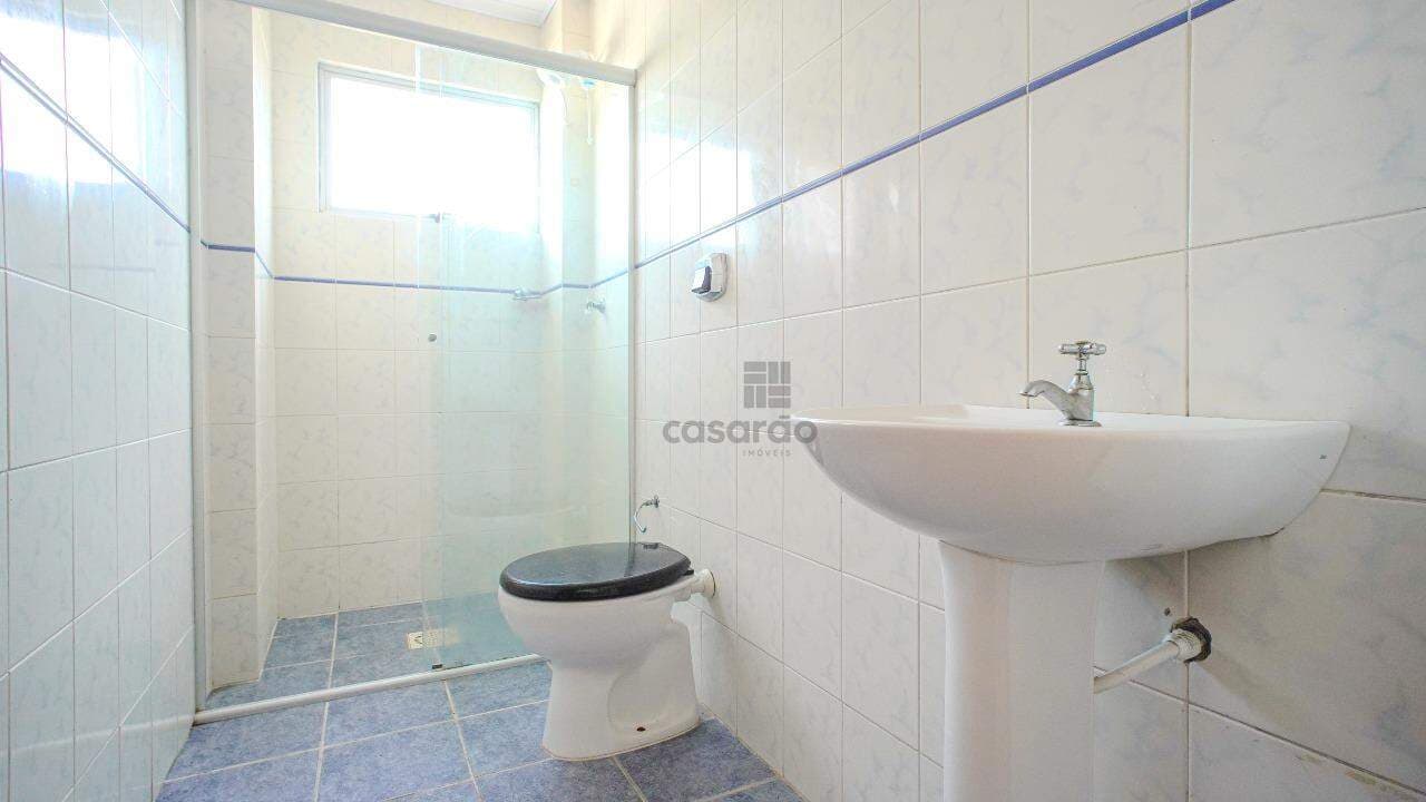 pi8fp-apartamento-2-quartos-no-pelotas-banheiro-social.jpg