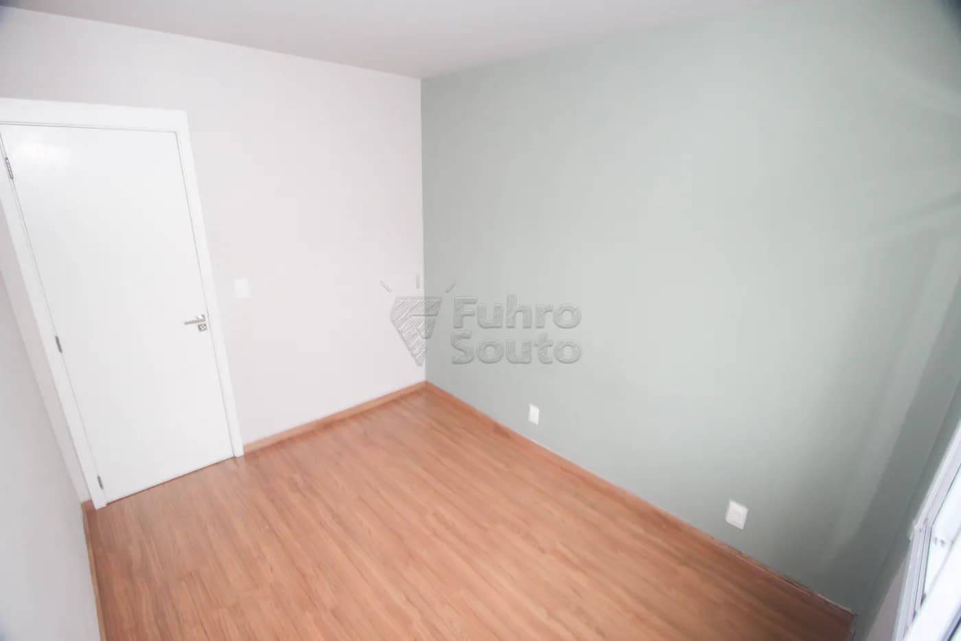 pj1nq9-pelotas-apartamento-padrao-areal-25-09-2024_00-54-12-16.webp