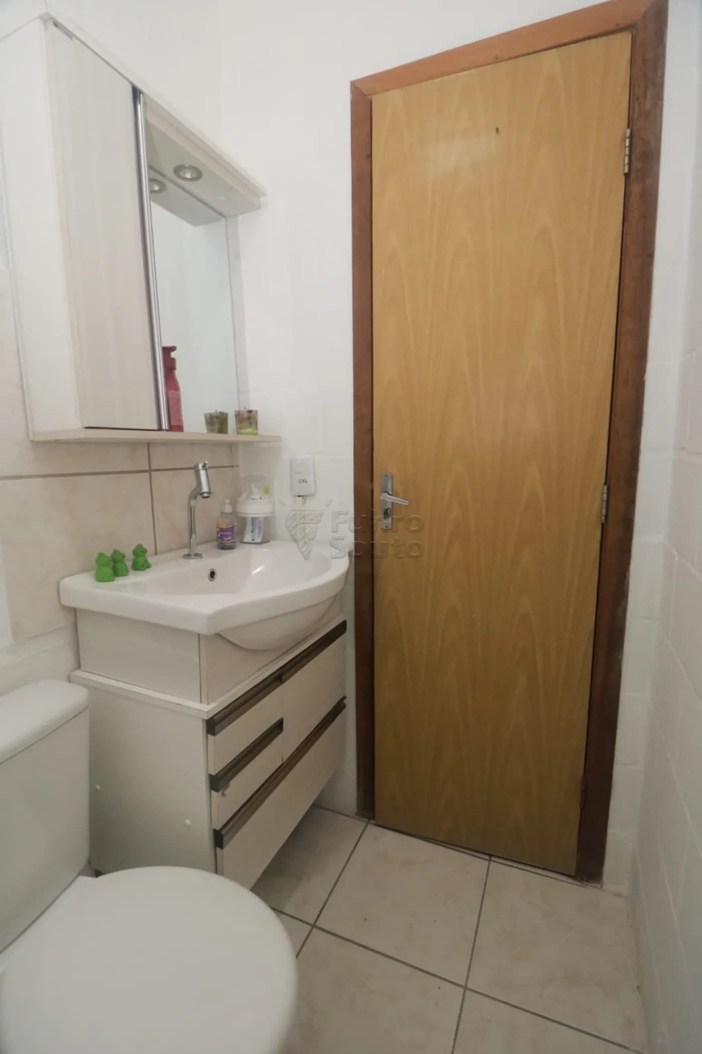 pjz7-pelotas-casa-condominio-areal-16-01-2026_11-18-28-696a48b4f12b2.webp