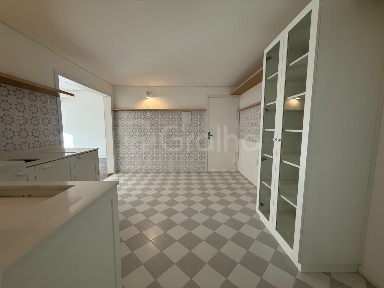 pl5108-i1WorJSoX2j9657M9G74_436776a29a0932ce00.jpg