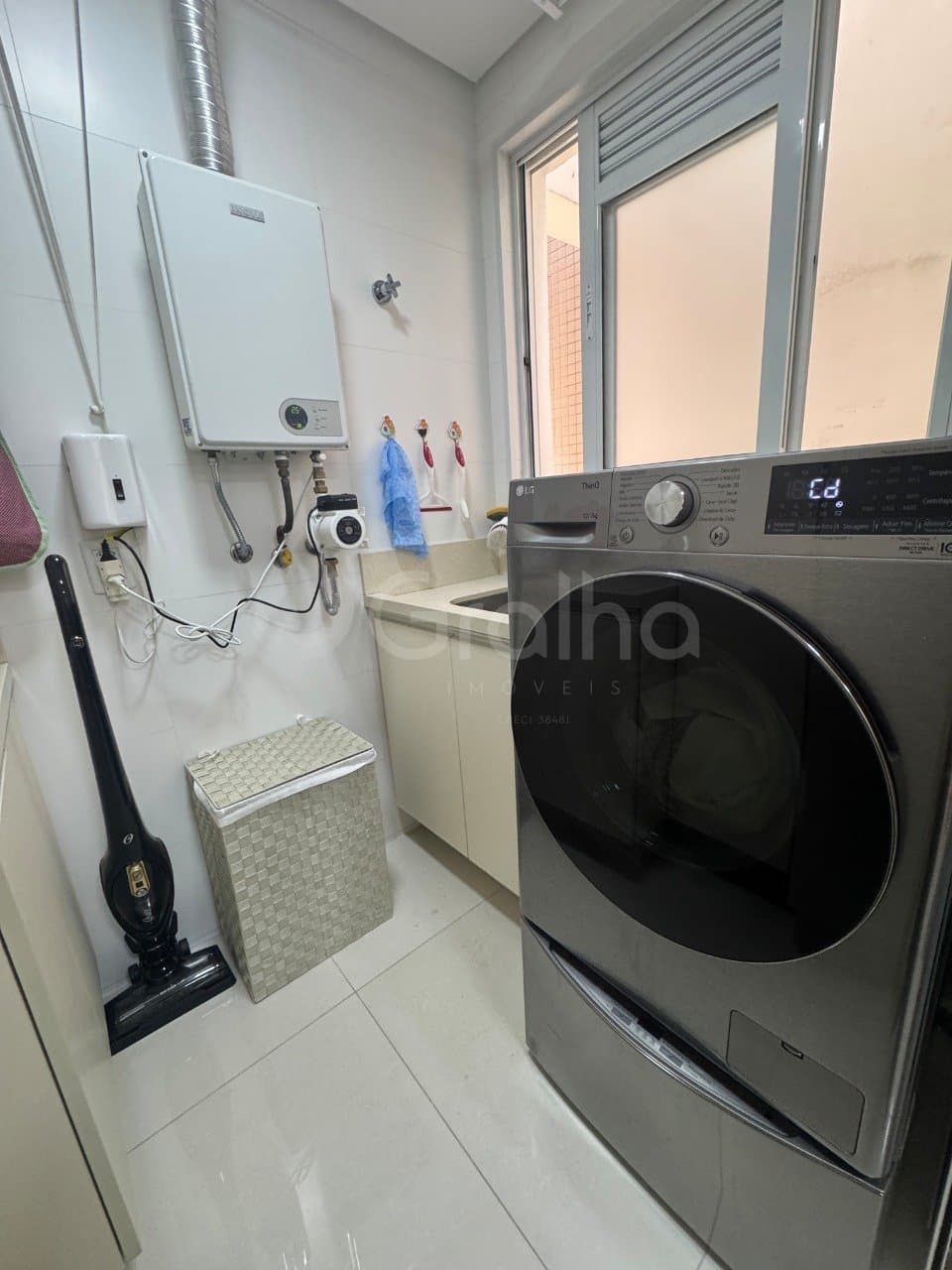 pleqm-ioa3296MMjQ6no64_40934691c73ca2ba23.jpg