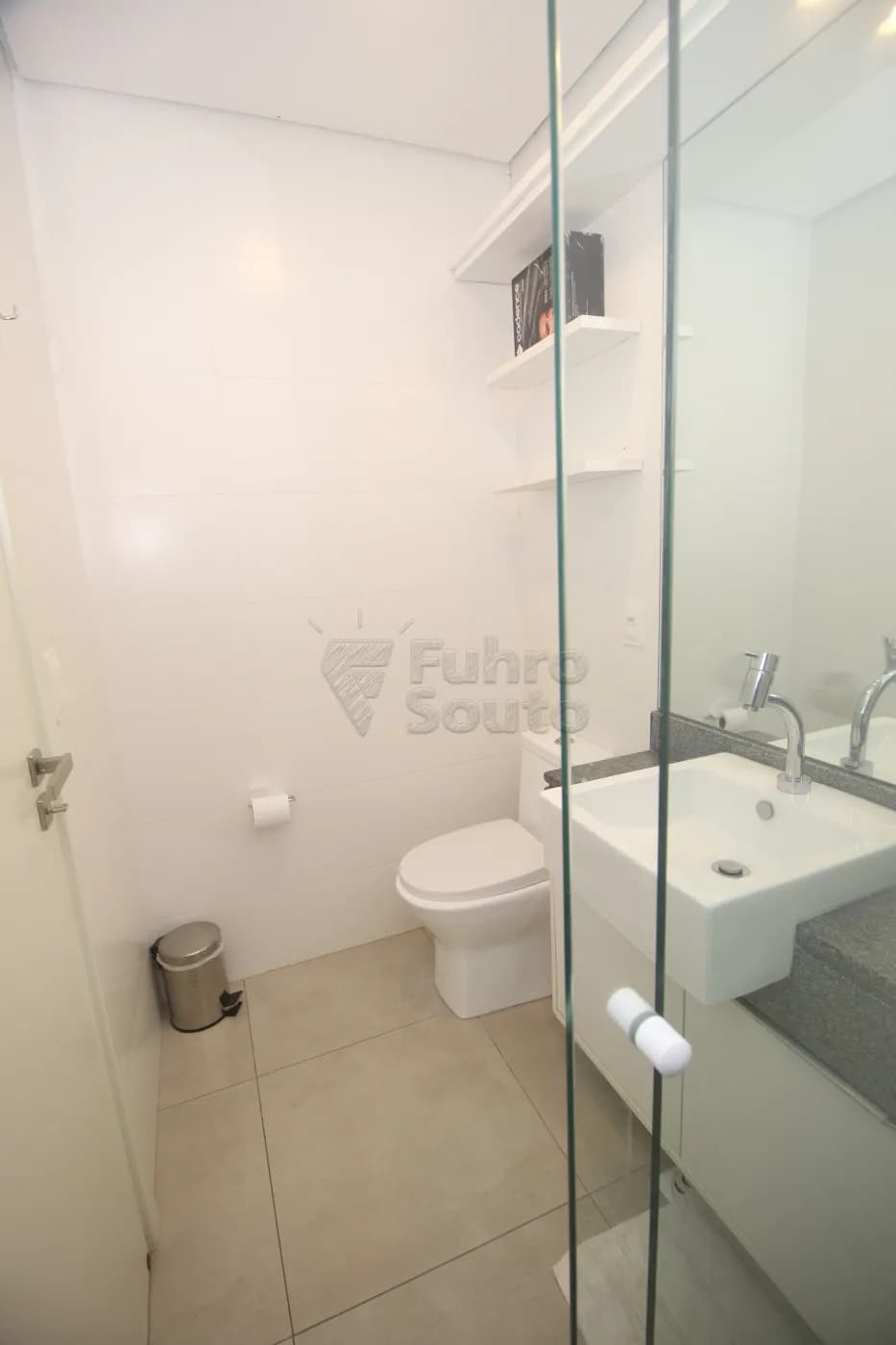 pqf2c-pelotas-apartamento-loft-studio-centro-31-05-2025_09-37-05-24.webp