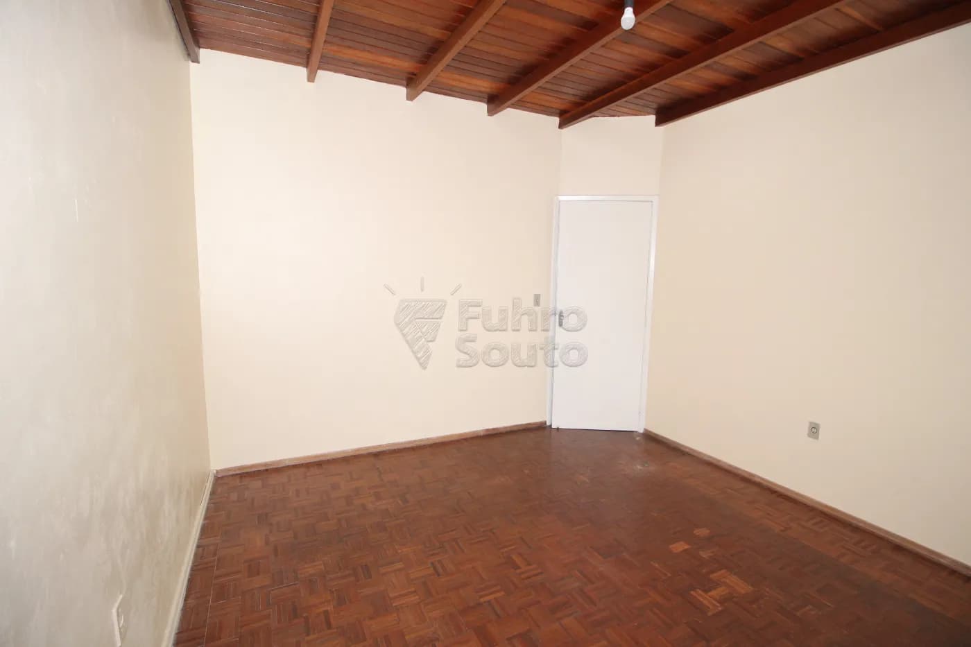 ptu9eo-pelotas-comercial-casa-centro-14-11-2023_01-30-33-34.webp