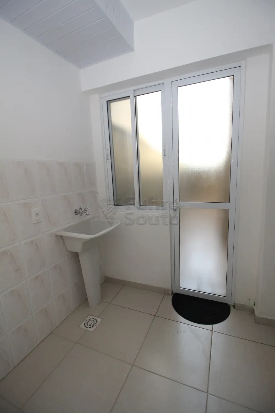 puoamb-pelotas-apartamento-padrao-centro-28-05-2024_22-33-39-15.webp