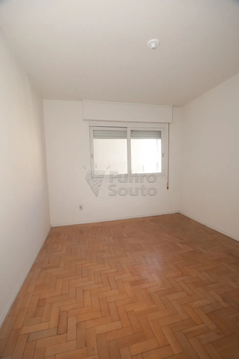 pyix6-pelotas-apartamento-padrao-centro-26-06-2026_19-48-30-6a3f01be860fd.webp