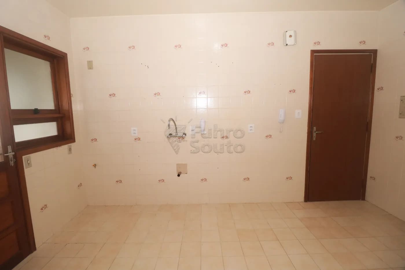 q0a61g-pelotas-apartamento-padrao-centro-25-03-2026_23-46-47-69c49e17e6f21.webp