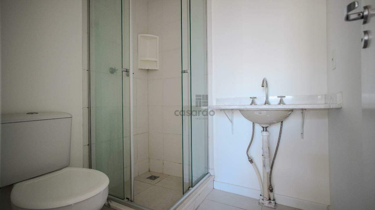 q388h-apartamento-2-quartos-no-pelotas-banheiro-social.jpg