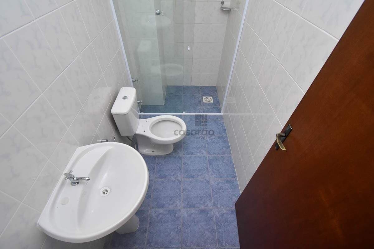 q6egfl-apartamento-2-quartos-no-pelotas-banheiro-social.jpg