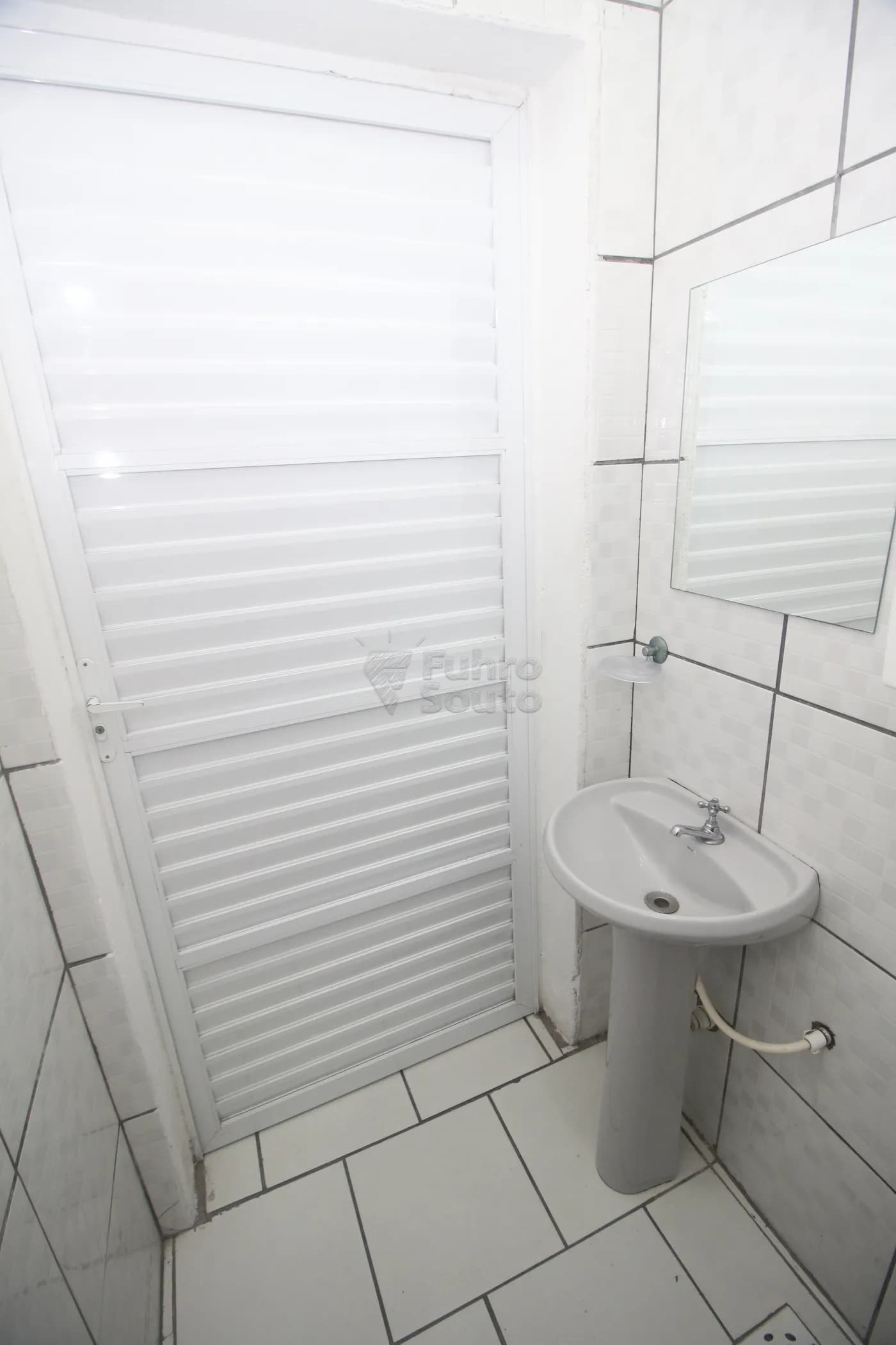 qazz5f-pelotas-comercial-sala-fora-de-condominio-centro-07-10-2025_23-32-53-20.webp