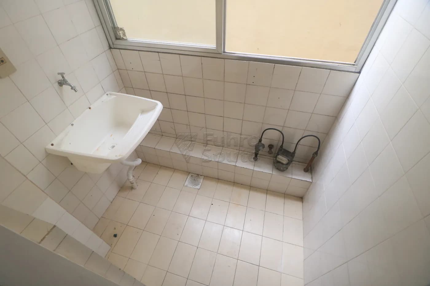qcnod-pelotas-apartamento-padrao-centro-13-03-2026_23-20-01-69b4c5d15b35d.webp