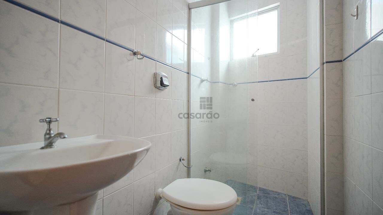 qf8v5i-apartamento-1-quarto-no-pelotas-banheiro-social.jpg