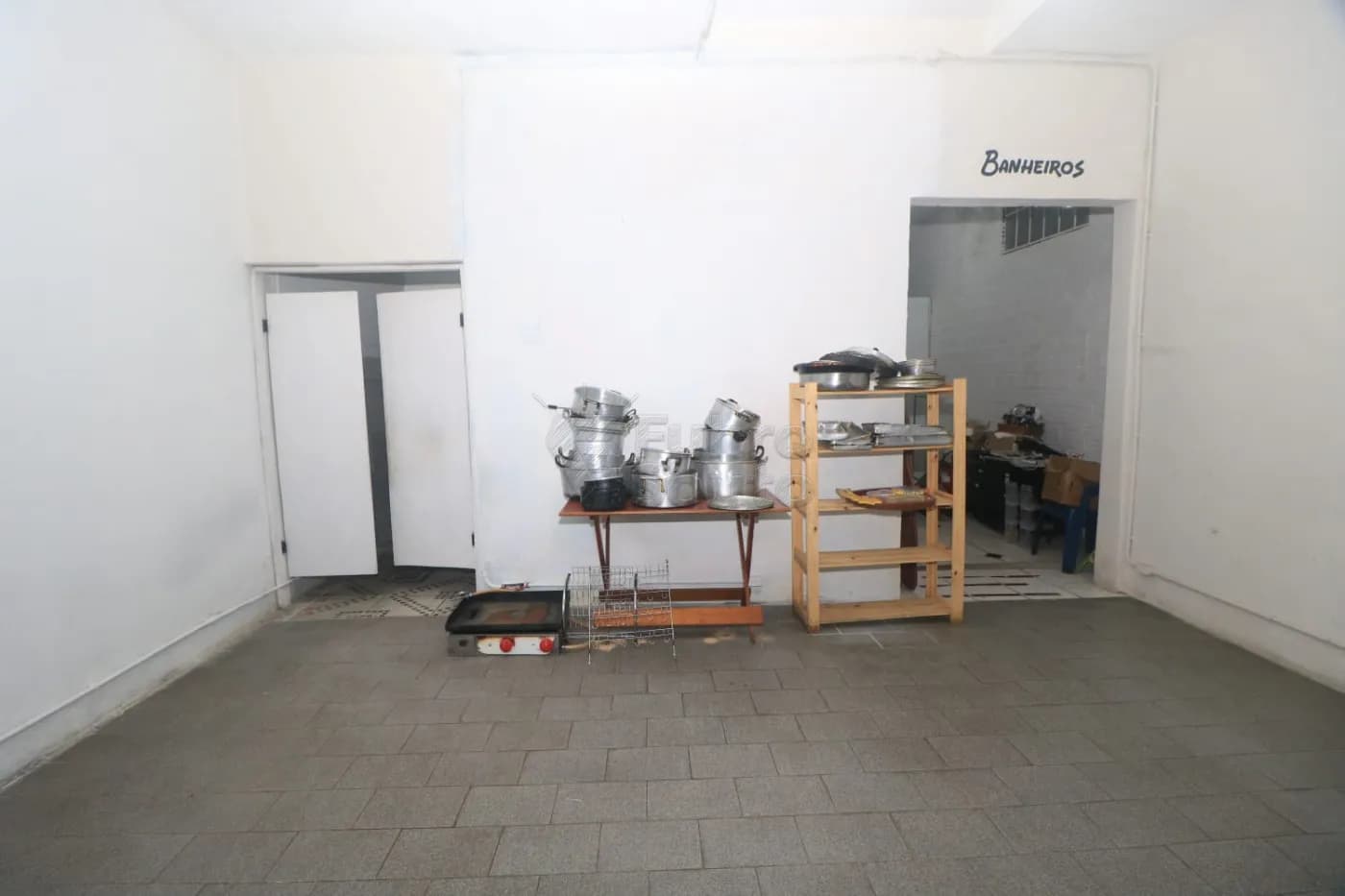 qrq8ow-pelotas-comercial-sala-fora-de-condominio-centro-15-04-2026_16-31-39-69dfe79bea46a.webp