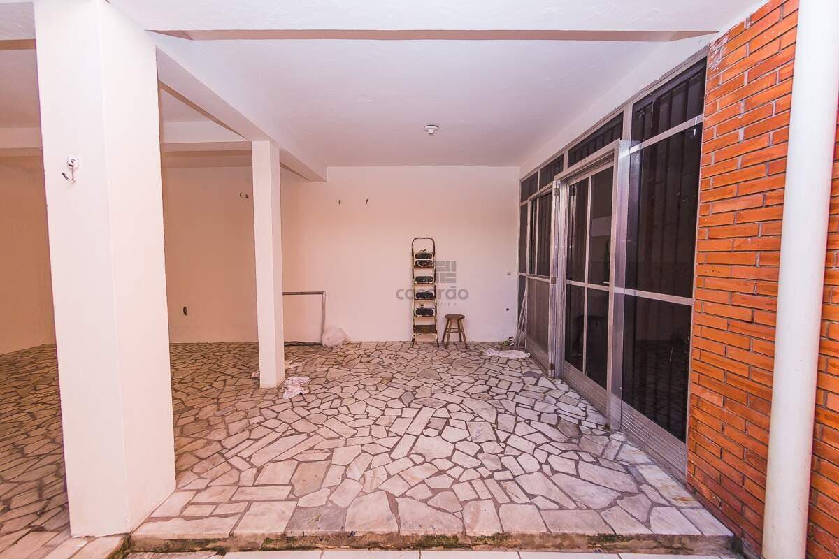 qs2w6-casa-resid-5-quartos-no-pelotas-garagem.jpg