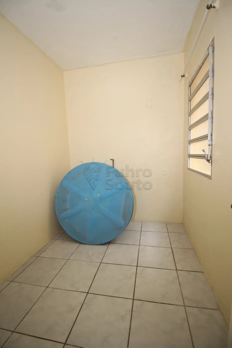 qx9w7-pelotas-comercial-casa-centro-14-11-2023_01-30-17-17.webp