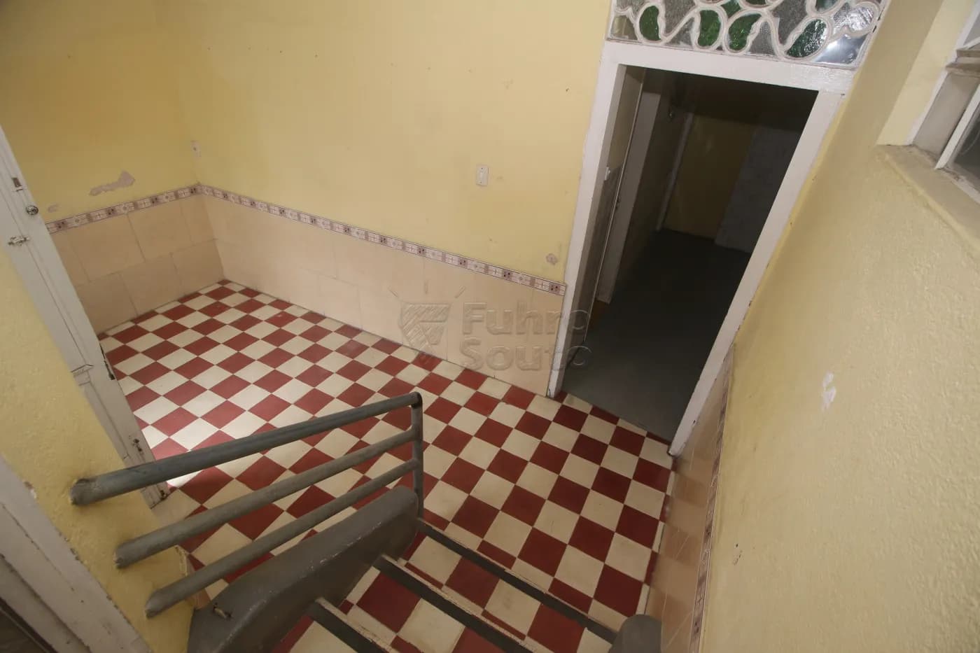r0581e-pelotas-casa-padrao-centro-22-01-2025_00-24-34-28.webp