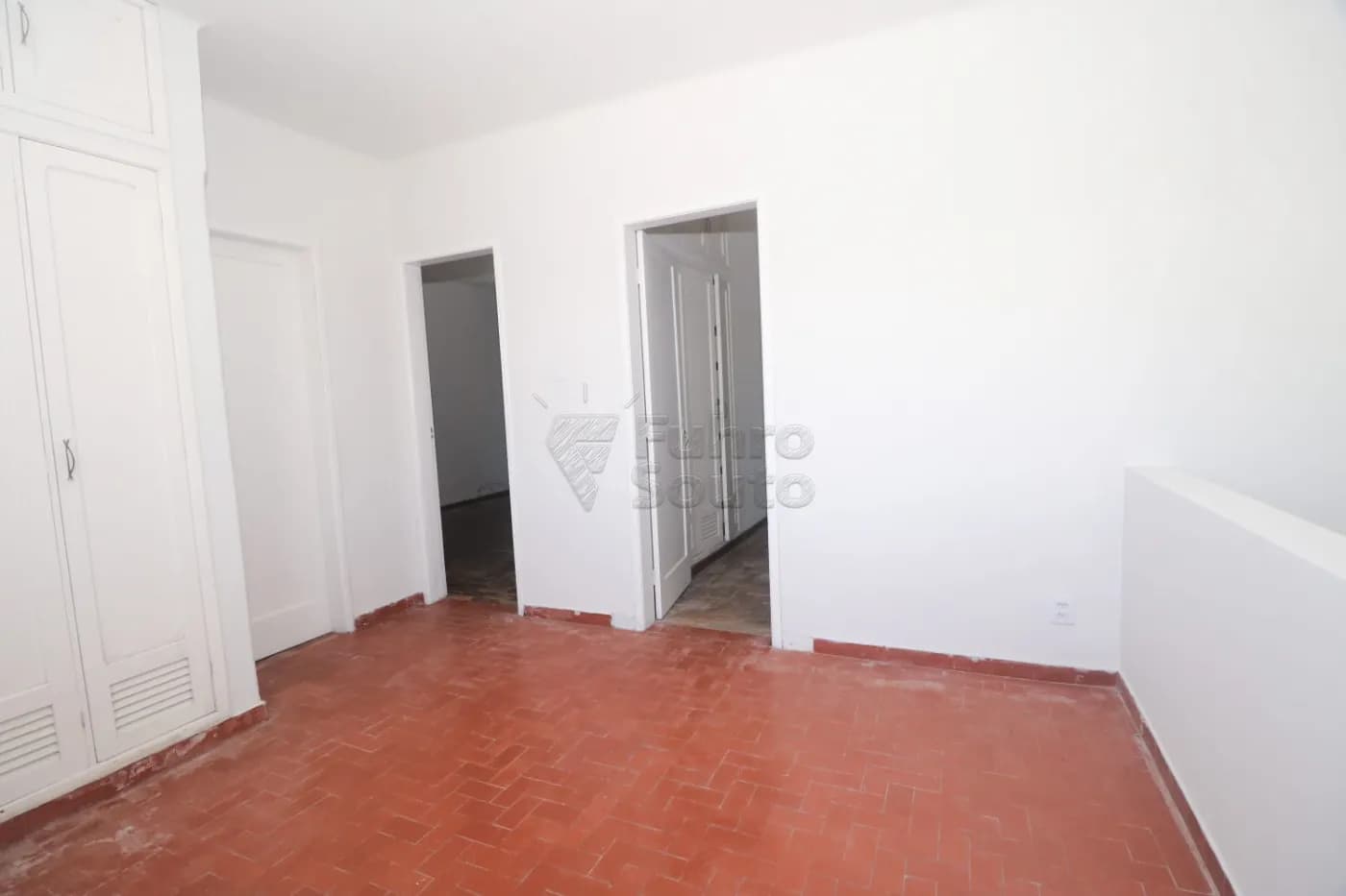 r33z8-pelotas-casa-padrao-laranjal-04-12-2025_17-10-03-33.webp