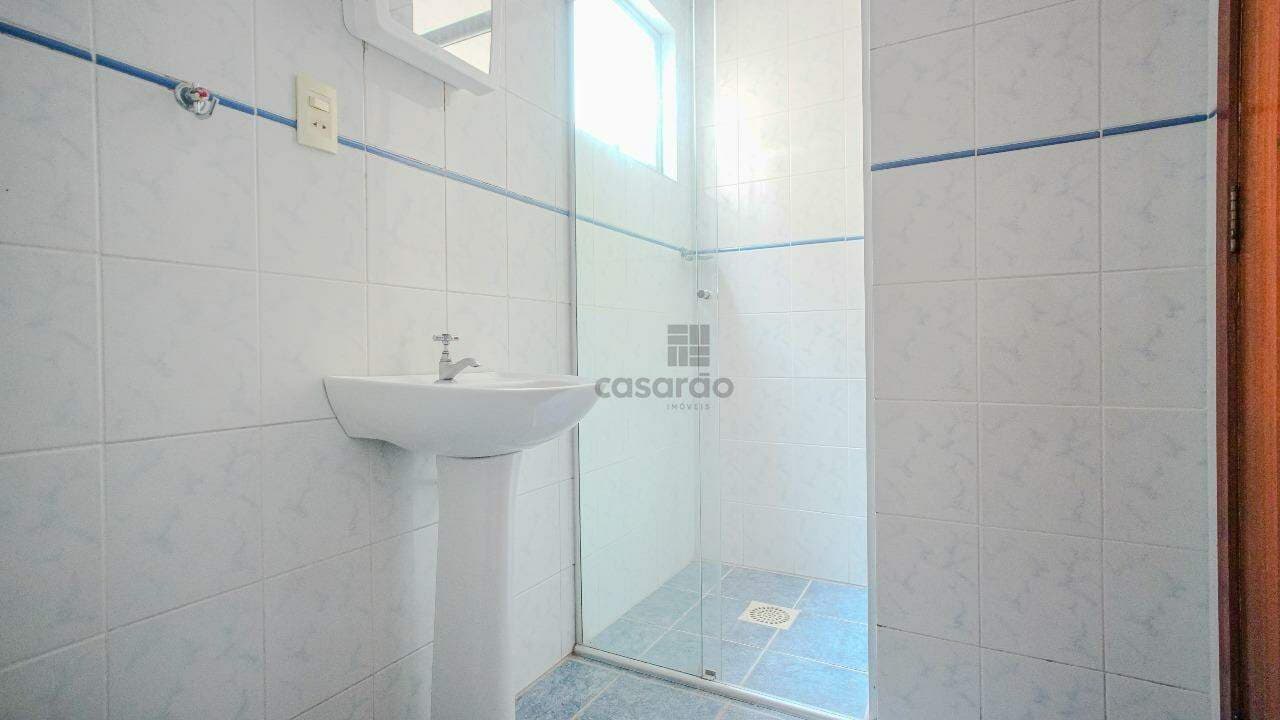 r7zbjd-apartamento-3-quartos-no-pelotas-banheiro-social-1.jpg