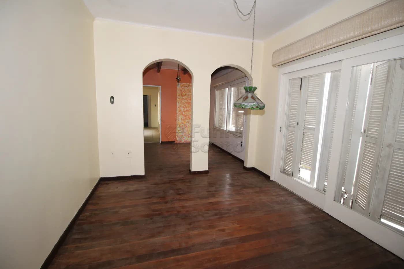 r8s0g4-pelotas-comercial-casa-centro-14-11-2023_01-30-20-21.webp