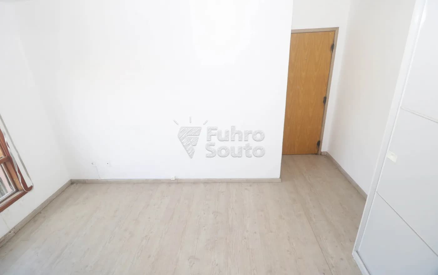 ra24zh-pelotas-apartamento-padrao-centro-13-12-2025_01-22-55-693cea1f2a0fa.webp