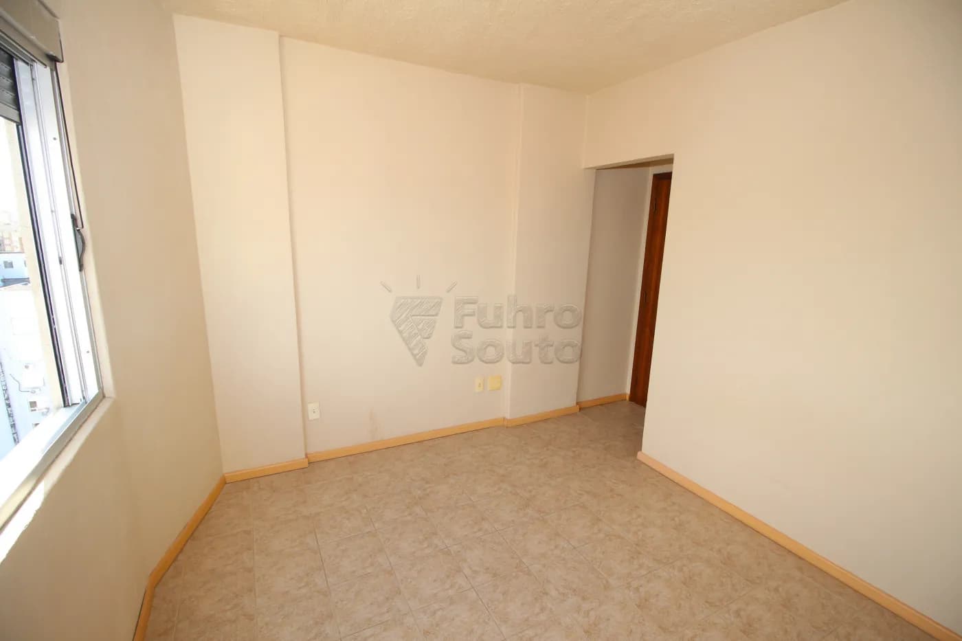 rc9xwb-pelotas-apartamento-padrao-centro-27-01-2024_02-12-11-10.webp