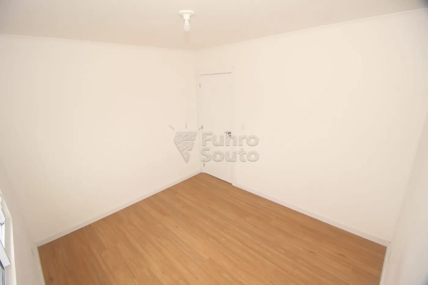 rjkmse-pelotas-apartamento-padrao-centro-17-04-2025_17-58-30-25.webp