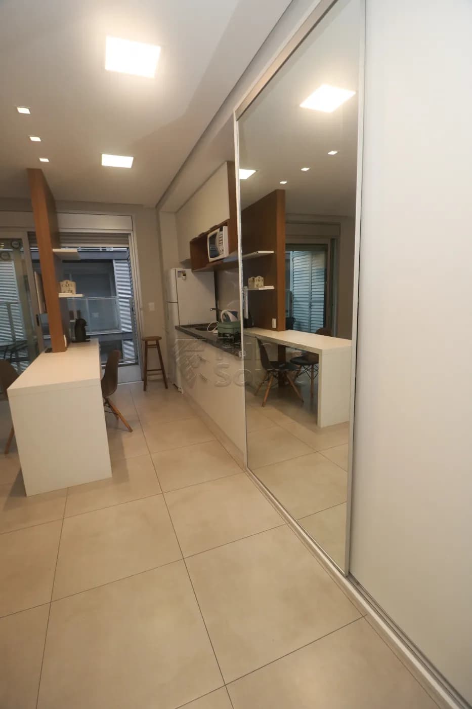 rl29x7-pelotas-apartamento-padrao-centro-22-05-2026_21-11-58-6a10f0ce809fd.webp