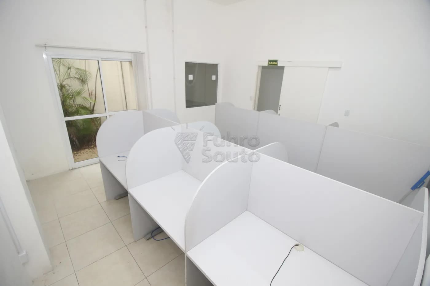 rln3cb-pelotas-comercial-predio-centro-31-01-2025_00-45-35-23.webp