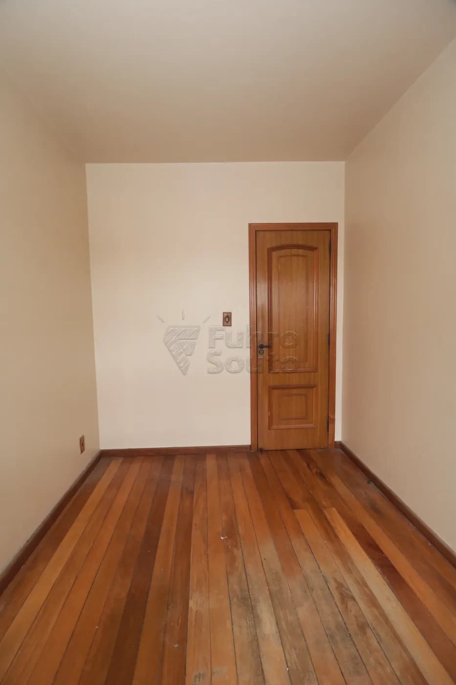 rm23h-pelotas-apartamento-padrao-centro-21-01-2026_23-48-31-69718fff62336.webp