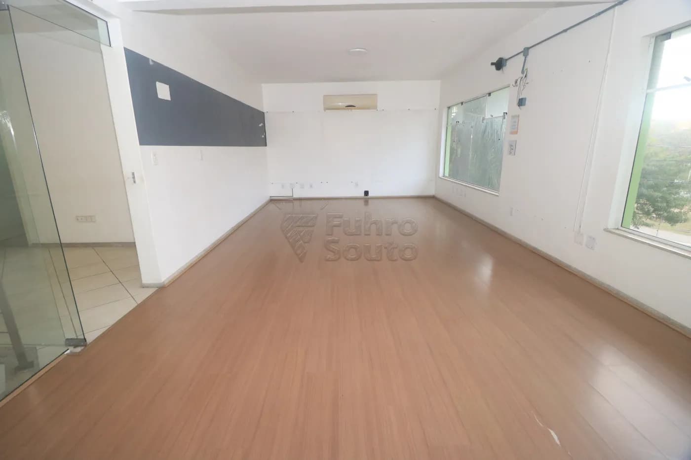 rm38f8-pelotas-comercial-predio-centro-16-07-2026_01-33-37-6a585f216c4d1.webp