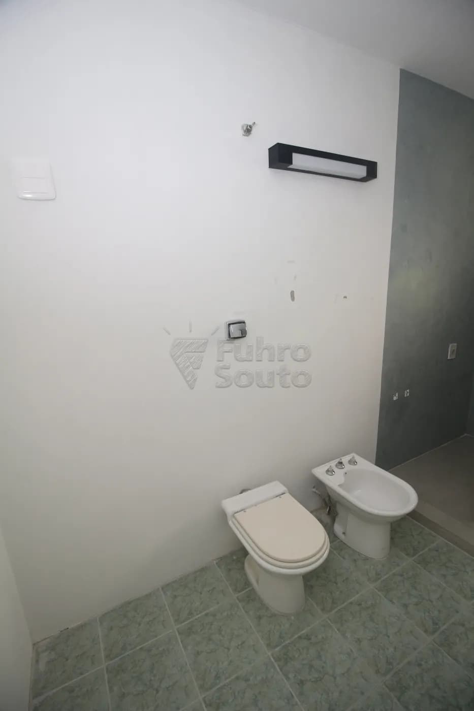 rp7o5i-pelotas-casa-padrao-centro-22-09-2025_23-39-01-49.webp