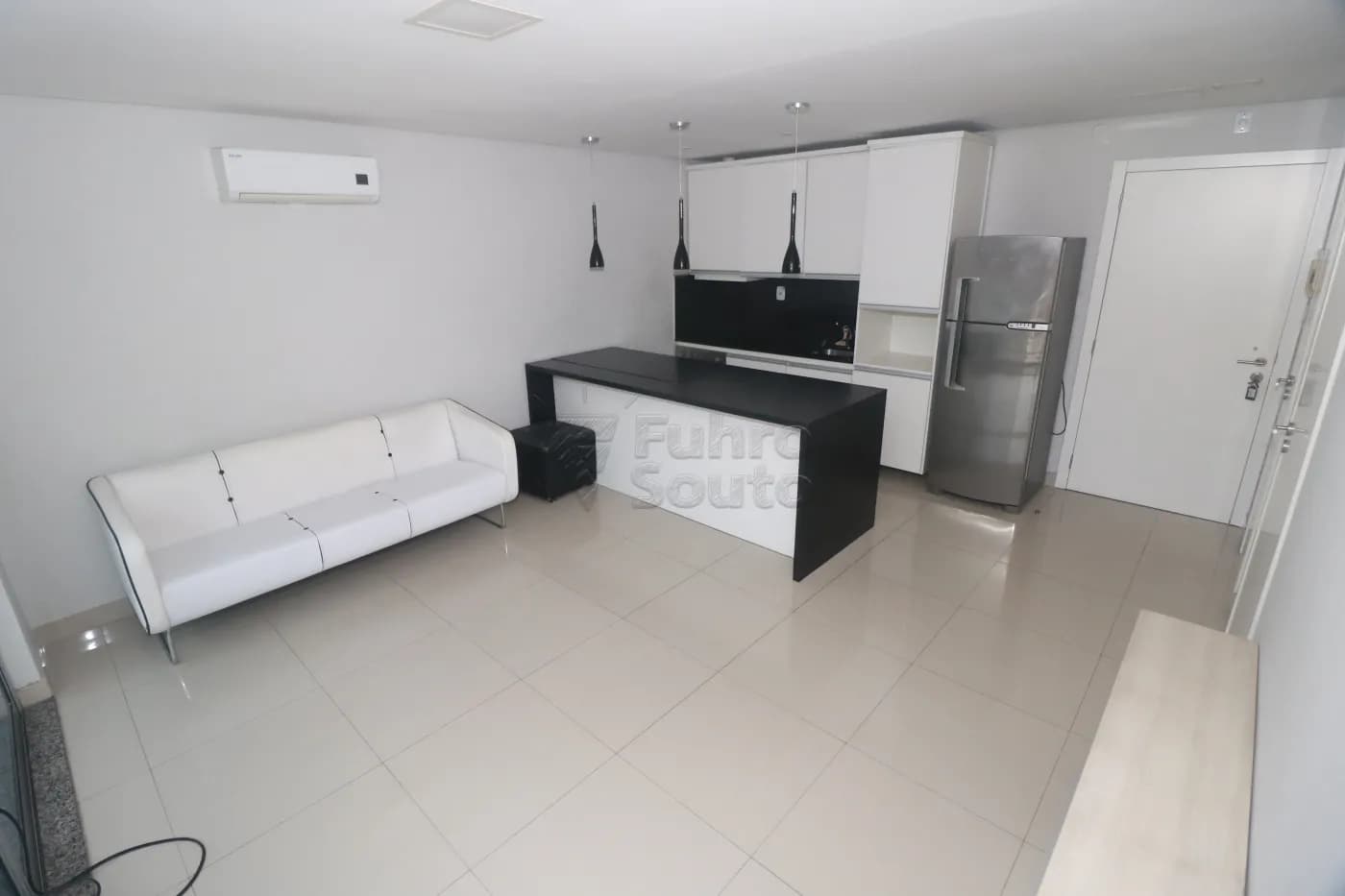 rst76l-pelotas-apartamento-padrao-centro-08-01-2026_00-15-57-695f216d7e3f9.webp